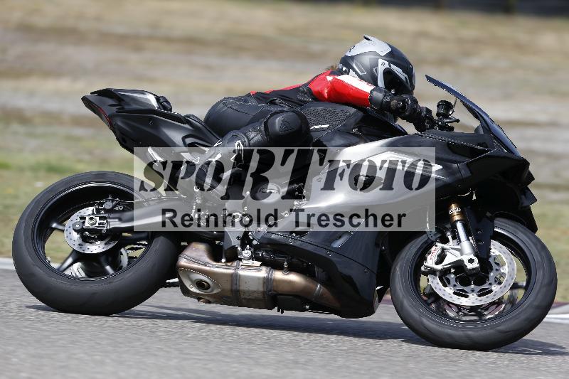 /37 09.08.2026  Pluess Motosport ADR/Einsteiger/77